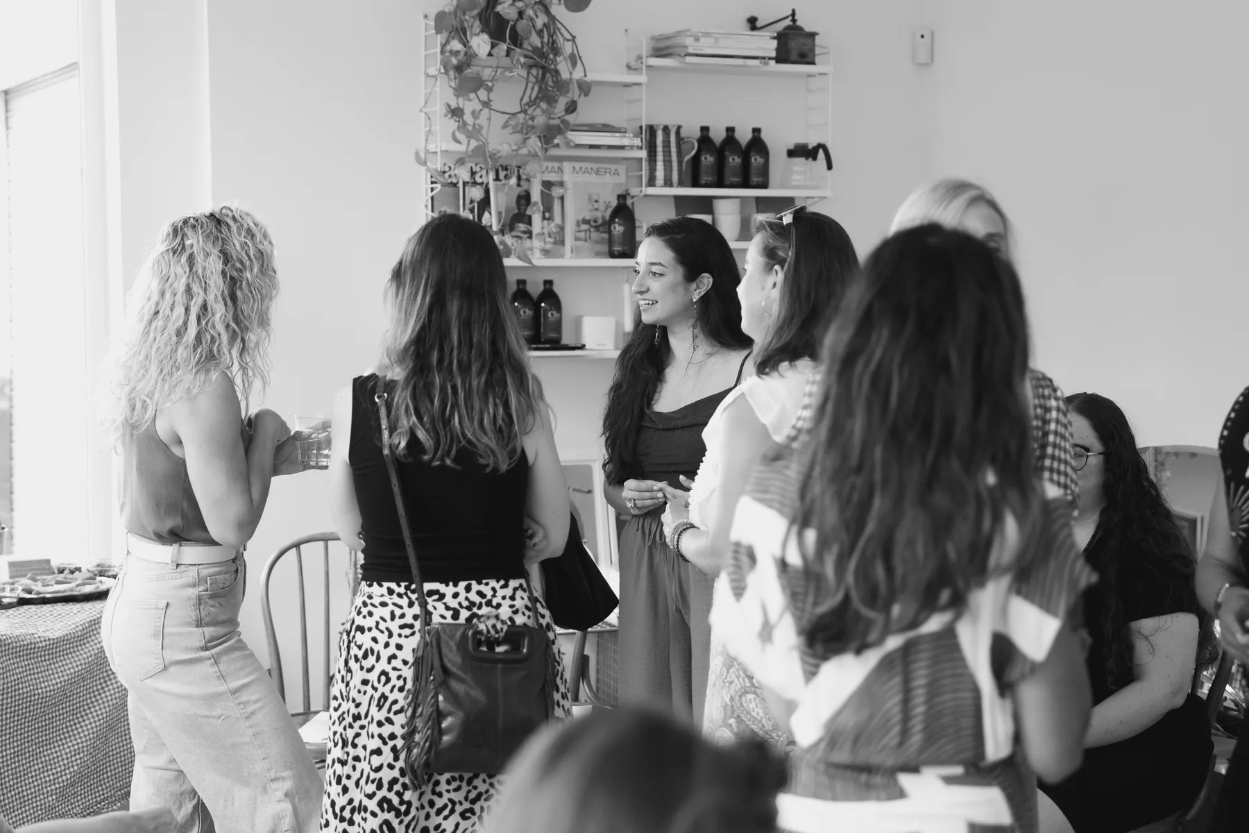 ENTRE EMPRESARIAS · merienda + networking | 22 de octubre